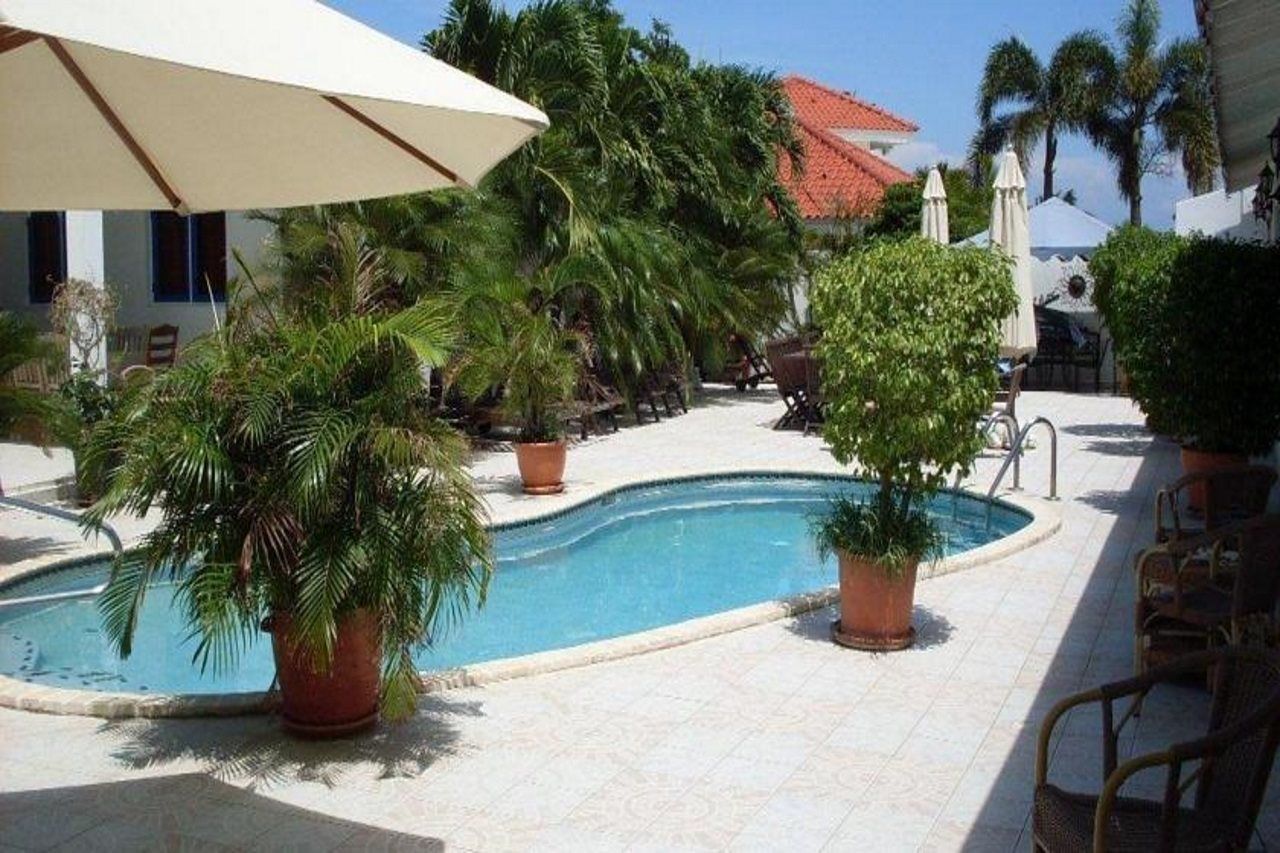 Aruba Harmony Apartments Ораньестад Экстерьер фото